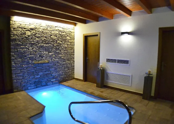 Alba D\'Esteve. Casa Rural