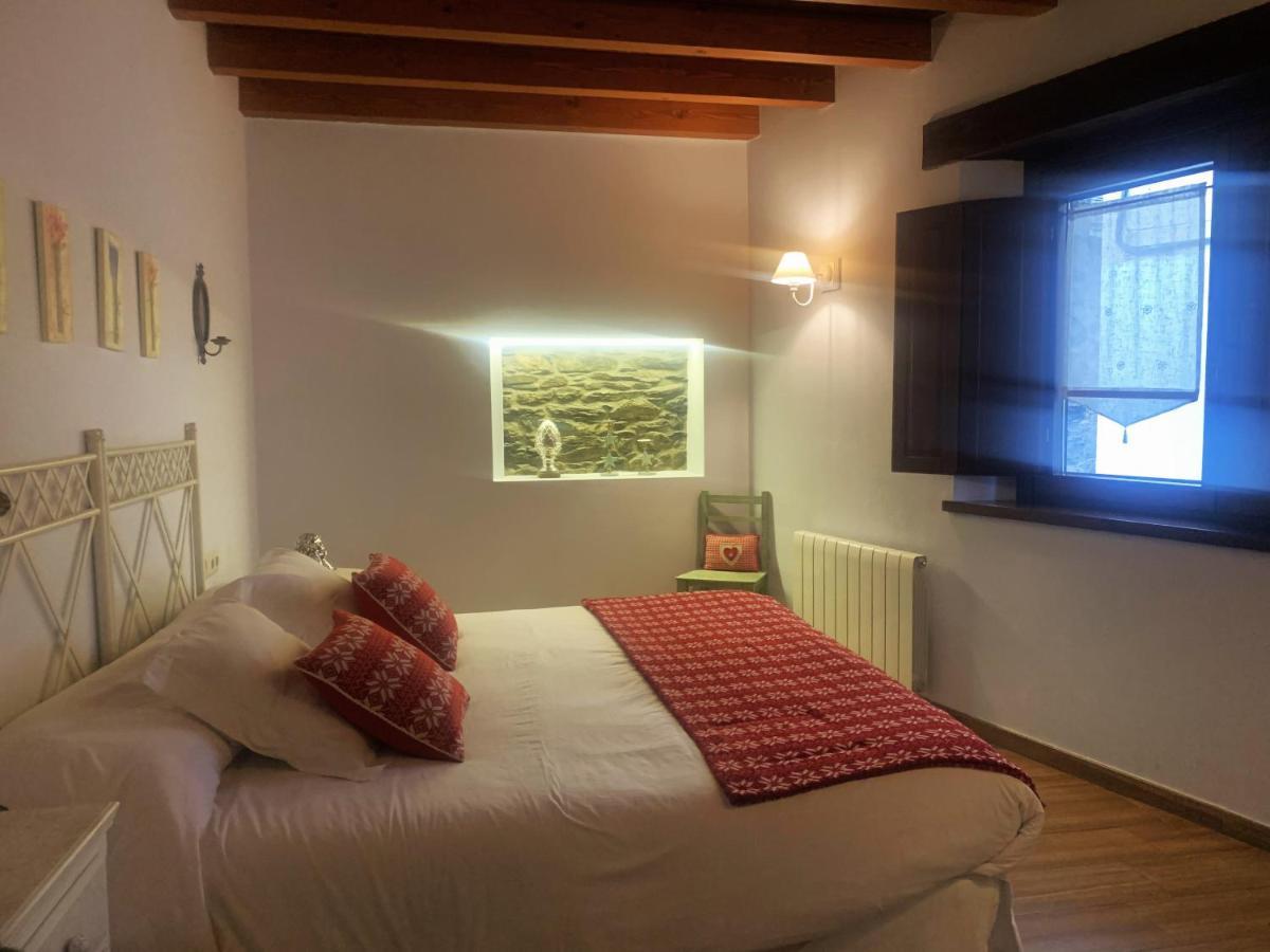Alba D'esteve. * Espot